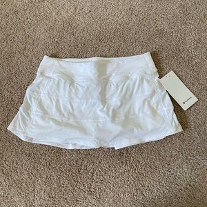 Lululemon NWT Pace Rival Skirt white size 8